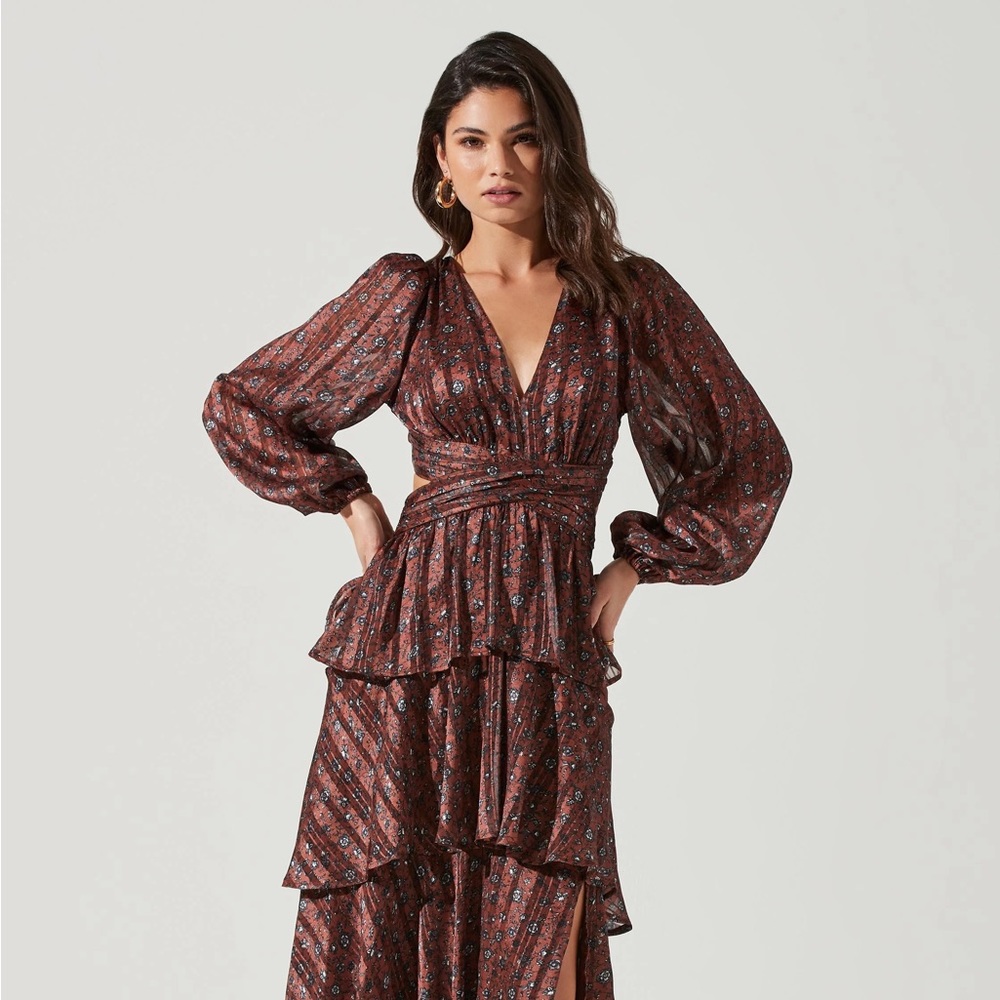 Anora Maxi Dress in Copper & Black Ditsy - ASTR